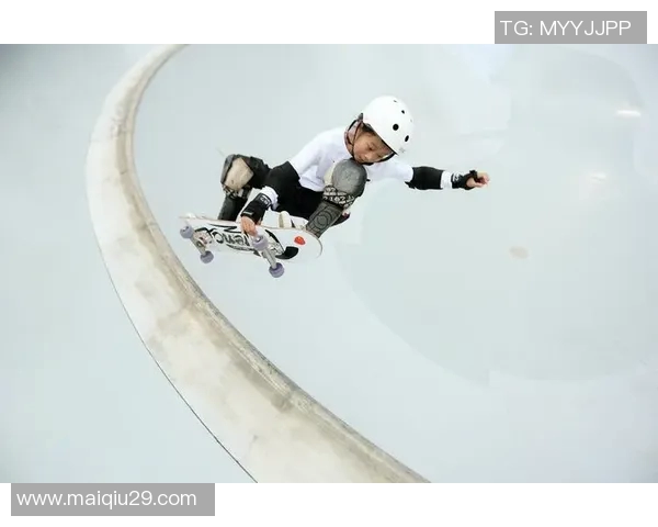 运动深度对话张秀英探索滑板人生背后的体育精神与成长历程 运动深度对话张秀英探索滑板人生背后的体育精神与成长历程