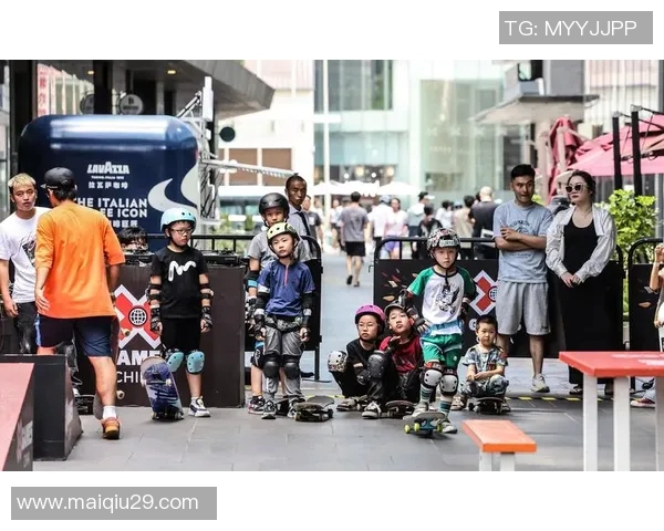 重庆滑板队在运动滑板战术排名中创新高展现体育实力与团队精神