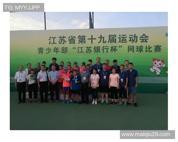 重庆网球队防反战术创新探索助力竞技水平提升的深度分析